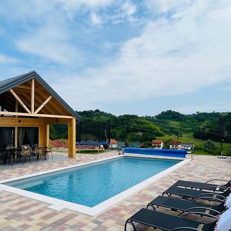 Holiday House Adamo Selno Exteriér fotografie